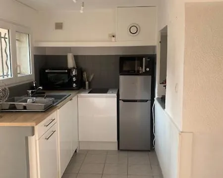 Appartamento Sur Cour, Rez De Chaussée Vedène
