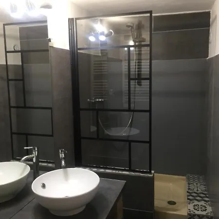 Appartamento Sur Cour, Rez De Chaussée